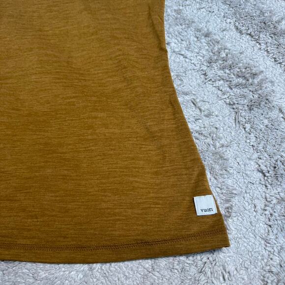 Vuori Lux Performance Tank - Picture 4 of 4